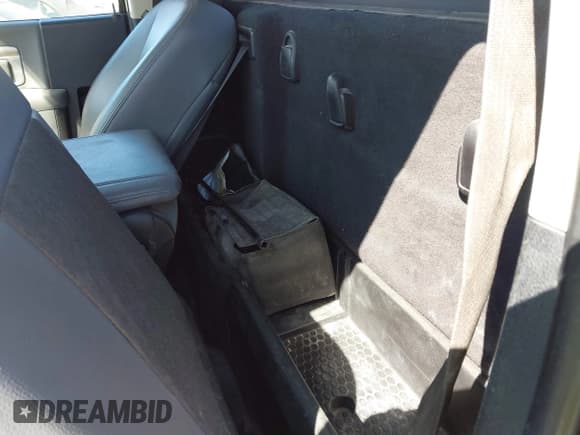 ✅ 2013 Ram 1500 Tradesman • VIN: 3C6JR6DG9DG568048 • Lot: 40549990. Wystawiony na IAAI z przebiegiem 155 646 mil. Bezpłatny archiwum sprzedaży aukcyjnych z USA i szczegółowy raport historii pojazdu na DreamBid. Zdjęcie 8.