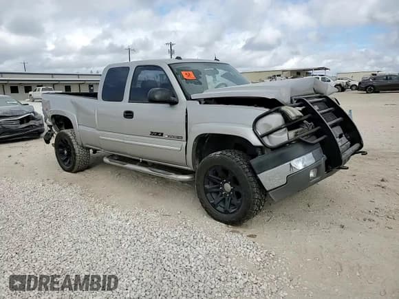 ✅ 2005 Chevrolet Silverado 2500HD LT • VIN: 1GCHK29U95E293793 • Lot: 78213934. Listed on Copart with Not provided. Free auction sales archive from the USA and detailed vehicle history report at DreamBid. Image 10.