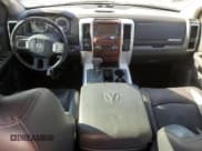 ✅ 2010 Dodge 1500 ST • VIN: 1D7RV1GT9AS236771 • Lot: 68736964. Wystawiony na Copart z przebiegiem 154 169 mil. Bezpłatny archiwum sprzedaży aukcyjnych z USA i szczegółowy raport historii pojazdu na DreamBid. Zdjęcie 8.