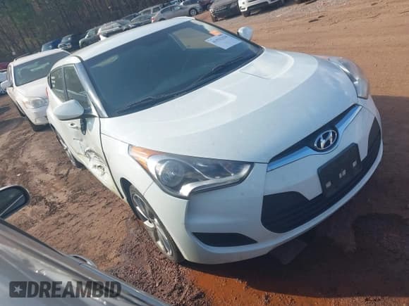 ✅ 2016 Hyundai Veloster • VIN: KMHTC6ADXGU254368 • Lot: 41531324. Wystawiony na IAAI z przebiegiem 104 196 mil. Bezpłatny archiwum sprzedaży aukcyjnych z USA i szczegółowy raport historii pojazdu na DreamBid. Zdjęcie 1.