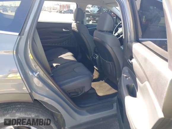 ✅ 2022 Hyundai Santa Fe SE • VIN: 5NMS14AJ2NH402596 • Lot: 43690633. Listed on IAAI with 29,972 mi. Free auction sales archive from the USA and detailed vehicle history report at DreamBid. Image 8.