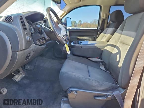 ✅ 2013 Chevrolet Silverado 2500HD LT • VIN: 1GC1KXCG1DF228799 • Лот: 93892375. Опубликован ранее на Copart с пробегом 125 470 миль. Бесплатный доступ к архиву аукционных продаж из США и подробный отчёт об истории автомобиля на DreamBid. Изображение 7.