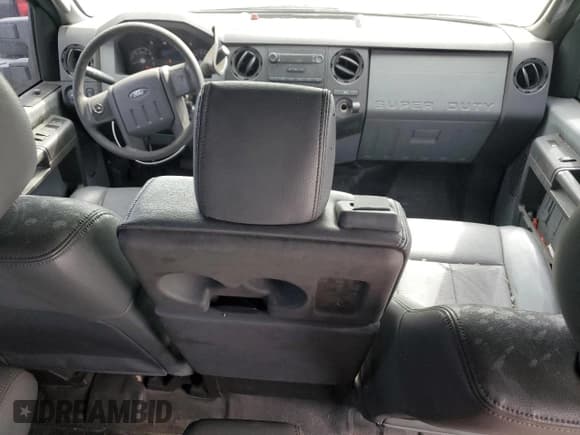 ✅ 2016 Ford F-250 XL • VIN: 1FT7W2A67GEC42907 • Lot: 70488615. Wystawiony na Copart z przebiegiem 88 531 mil. Bezpłatny archiwum sprzedaży aukcyjnych z USA i szczegółowy raport historii pojazdu na DreamBid. Zdjęcie 8.