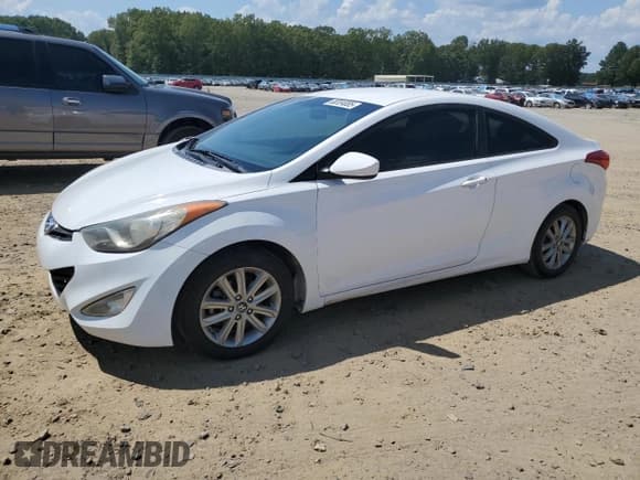 ✅ 2013 Hyundai Elantra SE • VIN: KMHDH6AE2DU023376 • Лот: 68324085. Опубликован ранее на Copart с пробегом 119 713 миль. Бесплатный доступ к архиву аукционных продаж из США и подробный отчёт об истории автомобиля на DreamBid. Изображение 1.