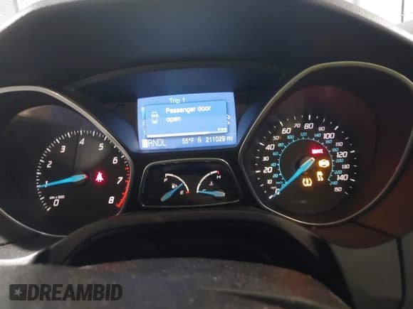 ✅ 2012 Ford Focus SE • VIN: 1FAHP3F24CL352533 • Lot: 43547192. Listed on IAAI with 211,029 mi. Free auction sales archive from the USA and detailed vehicle history report at DreamBid. Image 7.