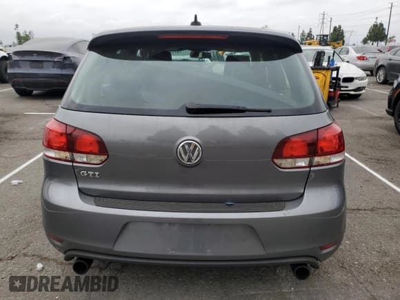 ✅ 2013 Volkswagen Golf GTI • VIN: WVWFD7AJ2DW123753 • Лот: 81737335. Опубликован ранее на Copart с пробегом 176 845 миль. Бесплатный доступ к архиву аукционных продаж из США и подробный отчёт об истории автомобиля на DreamBid. Изображение 6.