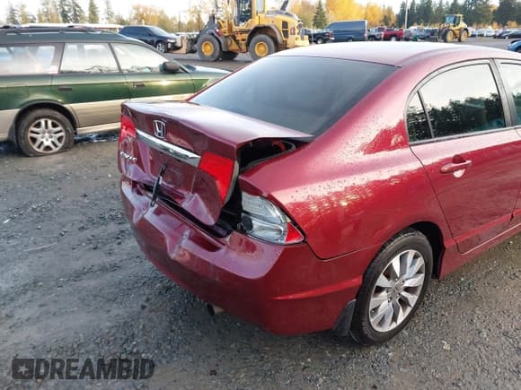 ✅ 2010 Honda Civic EX-L • VIN: 19XFA1F95AE006436 • Lot: 43650881. Listed on IAAI with 100,396 mi. Free auction sales archive from the USA and detailed vehicle history report at DreamBid. Image 6.