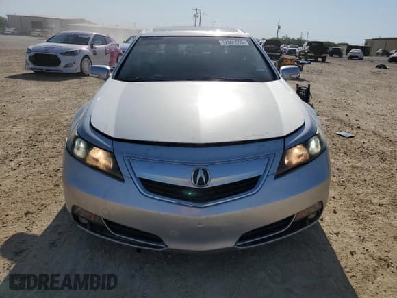 ✅ 2014 Acura TL Advance • VIN: 19UUA8F74EA007053 • Лот: 52009595. Опубликован ранее на Copart с пробегом 70 047 миль. Бесплатный доступ к архиву аукционных продаж из США и подробный отчёт об истории автомобиля на DreamBid. Изображение 5.