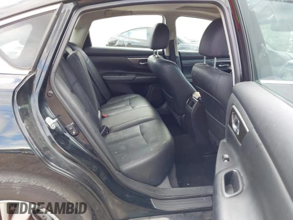 ✅ 2015 Nissan Altima S • VIN: 1N4AL3AP3FC148911 • Lot: 43294938. Listed on IAAI with 191,495 mi. Free auction sales archive from the USA and detailed vehicle history report at DreamBid. Image 8.