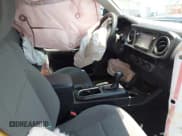 ✅ 2019 Toyota Tacoma SR • VIN: 5TFSX5EN7KX070319 • Лот: 42475609. Опубликован ранее на IAAI с пробегом 62 029 миль. Бесплатный доступ к архиву аукционных продаж из США и подробный отчёт об истории автомобиля на DreamBid. Изображение 5.