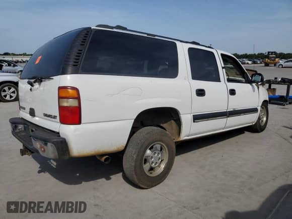 2001 Chevrolet Suburban LS с VIN 3GNEC16T51G249998, выставлен на аукционе Copart как лот 65819714 с пробегом Не указан миль и На запчасти • Non repairable. История ставок и продаж доступна на DreamBid. Изображение 3.