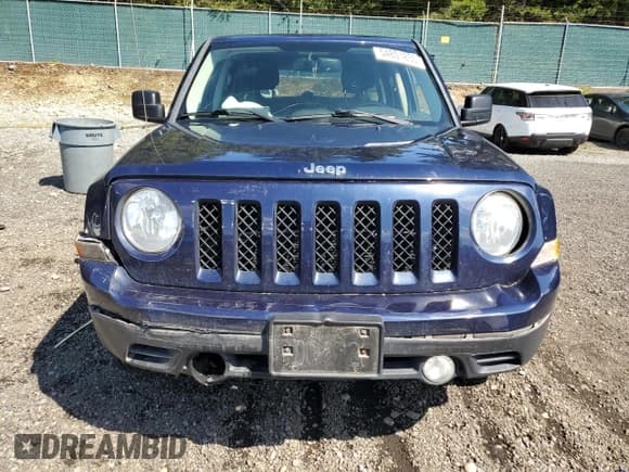 ✅ 2015 Jeep Patriot Latitude • VIN: 1C4NJRFBXFD125752 • Lot: 54801835. Listed on Copart with 160,985 mi. Free auction sales archive from the USA and detailed vehicle history report at DreamBid. Image 5.
