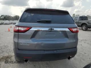 ✅ 2020 Chevrolet Traverse LS • VIN: 1GNERFKW0LJ203217 • Lot: 57899464. Wystawiony na Copart z przebiegiem 62 448 mil. Bezpłatny archiwum sprzedaży aukcyjnych z USA i szczegółowy raport historii pojazdu na DreamBid. Zdjęcie 6.