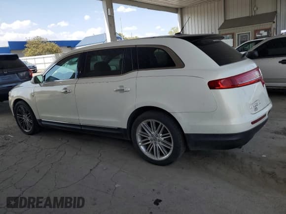 ✅ 2013 Lincoln MKT EcoBoost • VIN: 2LMHJ5AT6DBL50761 • Лот: 81640845. Опубликован ранее на Copart с пробегом 157 523 миль. Бесплатный доступ к архиву аукционных продаж из США и подробный отчёт об истории автомобиля на DreamBid. Изображение 2.