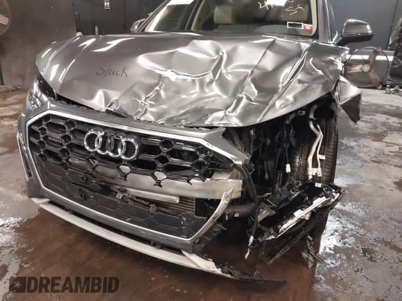 ✅ 2022 Audi Q5 S line Premium • VIN: WA1GAAFY8N2081365 • Lot: 41630360. Listed on IAAI with 21,134 mi. Free auction sales archive from the USA and detailed vehicle history report at DreamBid. Image 6.