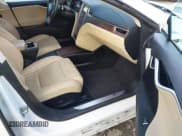 ✅ 2017 Tesla Model S 100D • VIN: 5YJSA1E28HF210980 • Лот: 43693200. Опубликован ранее на IAAI с пробегом 82 611 миль. Бесплатный доступ к архиву аукционных продаж из США и подробный отчёт об истории автомобиля на DreamBid. Изображение 5.