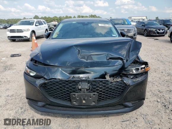 ✅ 2021 Mazda 3 Preferred • VIN: JM1BPACL2M1328701 • Лот: 71851325. Опубликован ранее на Copart с пробегом 121 947 миль. Бесплатный доступ к архиву аукционных продаж из США и подробный отчёт об истории автомобиля на DreamBid. Изображение 5.