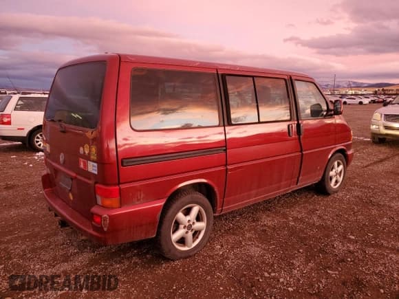 ✅ 2003 Volkswagen EuroVan GLS • VIN: WV2KB47093H015569 • Lot: 81954144. Listed on Copart with 166,304 mi. Free auction sales archive from the USA and detailed vehicle history report at DreamBid. Image 3.