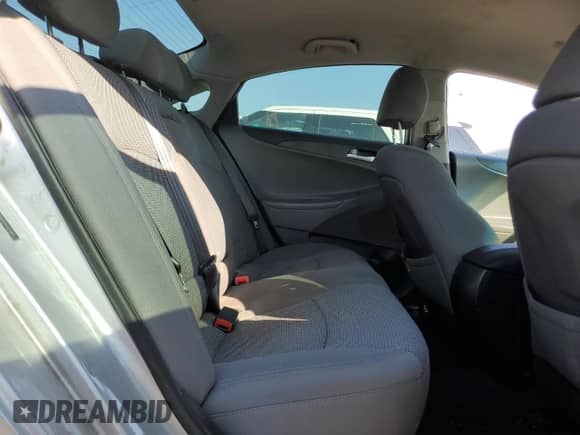 2013 Hyundai Sonata GLS with VIN 5NPEB4AC8DH541984, listed as a Copart auction lot 82596005 with 161,144 mi miles and Clean title. Bid and sale history available at DreamBid. Image 10.