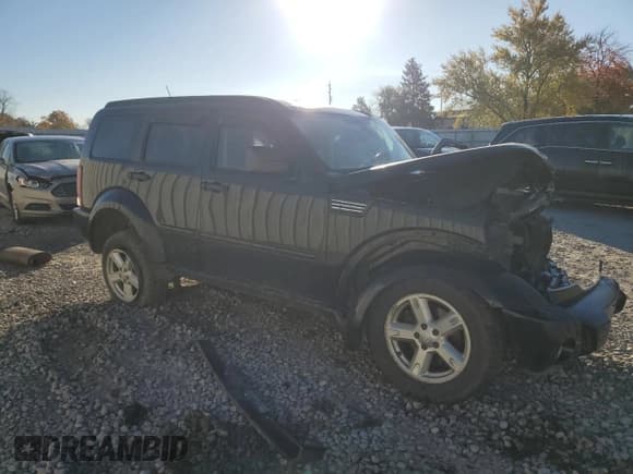 ✅ 2007 Dodge Nitro SLT • VIN: 1D8GU58K27W583315 • Lot: 91631875. Wystawiony na Copart z przebiegiem 178 854 mil. Bezpłatny archiwum sprzedaży aukcyjnych z USA i szczegółowy raport historii pojazdu na DreamBid. Zdjęcie 4.