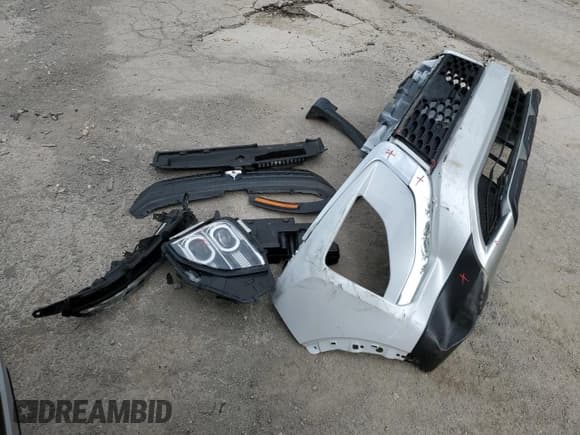 ✅ 2022 Mitsubishi Eclipse Cross SE • VIN: JA4ATWAA0NZ004178 • Lot: 57632015. Listed on Copart with 57,759 mi. Free auction sales archive from the USA and detailed vehicle history report at DreamBid. Image 13.