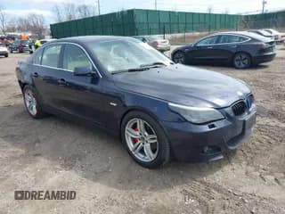 ✅ 2006 BMW 5 Series 525xi • VIN: WBANF33556CS36922 • Лот: 41869640. Опубликован ранее на IAAI с пробегом 106 663 миль. Бесплатный доступ к архиву аукционных продаж из США и подробный отчёт об истории автомобиля на DreamBid. Изображение 1.