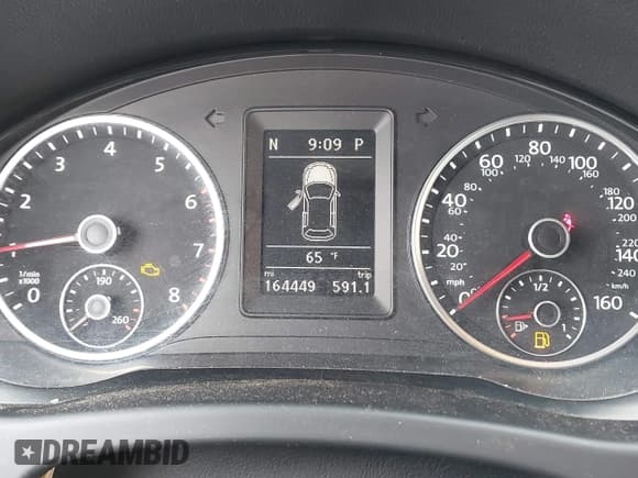 ✅ 2016 Volkswagen Tiguan S • VIN: WVGAV7AXXGW039479 • Lot: 43751575. Listed on IAAI with 164,449 mi. Free auction sales archive from the USA and detailed vehicle history report at DreamBid. Image 7.