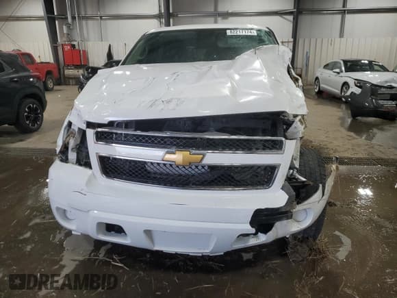 ✅ 2014 Chevrolet Tahoe Commercial • VIN: 1GNLC2E00ER167400 • Lot: 82217174. Listed on Copart with 136,376 mi. Free auction sales archive from the USA and detailed vehicle history report at DreamBid. Image 5.