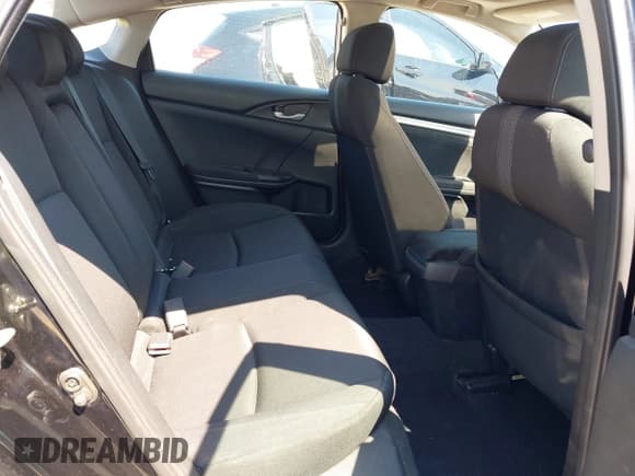 ✅ 2018 Honda Civic EX • VIN: 2HGFC2F79JH593941 • Лот: 43185557. Опубликован ранее на IAAI с пробегом 181 555 миль. Бесплатный доступ к архиву аукционных продаж из США и подробный отчёт об истории автомобиля на DreamBid. Изображение 8.