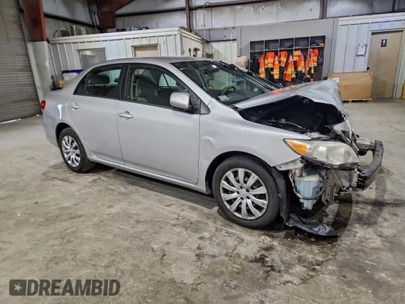 ✅ 2012 Toyota Corolla LE • VIN: 2T1BU4EE3CC831527 • Lot: 93505345. Wystawiony na Copart z przebiegiem 174 618 mil. Bezpłatny archiwum sprzedaży aukcyjnych z USA i szczegółowy raport historii pojazdu na DreamBid. Zdjęcie 4.