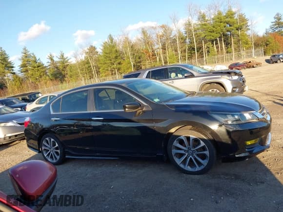 ✅ 2013 Honda Accord Sport • VIN: 1HGCR2F50DA159054 • Lot: 43610682. Wystawiony na IAAI z przebiegiem 149 888 mil. Bezpłatny archiwum sprzedaży aukcyjnych z USA i szczegółowy raport historii pojazdu na DreamBid. Zdjęcie 13.