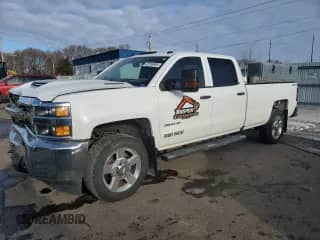 2019 Chevrolet Silverado 3500HD Work Truck с VIN 1GC4KVCYXKF108135, выставлен на аукционе Copart как лот 42558985 с пробегом 121 049 миль миль и Списание • Salvage title. История ставок и продаж доступна на DreamBid. Изображение 1.