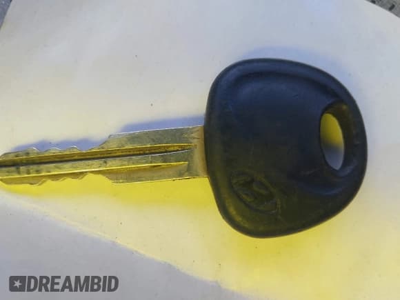 ✅ 2011 Hyundai Accent GLS • VIN: KMHCN4AC0BU606100 • Лот: 41293628. Опубликован ранее на IAAI с пробегом 121 471 миль. Бесплатный доступ к архиву аукционных продаж из США и подробный отчёт об истории автомобиля на DreamBid. Изображение 11.