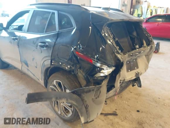 2024 Chevrolet Trax 2RS с VIN KL77LJE24RC186561, выставлен на аукционе IAAI как лот 43333806 с пробегом 33 443 миль миль и . История ставок и продаж доступна на DreamBid. Изображение 6.