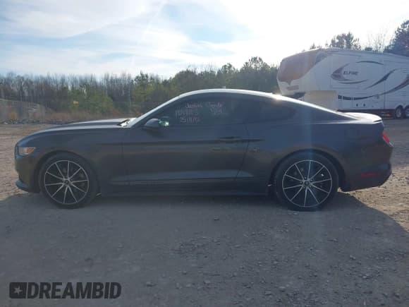 ✅ 2017 Ford Mustang EcoBoost Premium • VIN: 1FA6P8TH8H5332309 • Lot: 43768638. Listed on IAAI with 108,535 mi. Free auction sales archive from the USA and detailed vehicle history report at DreamBid. Image 14.