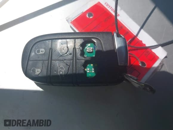 ✅ 2015 Jeep Grand Cherokee Altitude • VIN: 1C4RJEAG3FC722499 • Лот: 41894727. Опубликован ранее на IAAI с пробегом 105 616 миль. Бесплатный доступ к архиву аукционных продаж из США и подробный отчёт об истории автомобиля на DreamBid. Изображение 11.