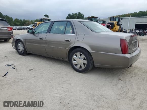 ✅ 2000 Cadillac DeVille • VIN: 1G6KF5794YU249059 • Lot: 71614494. Listed on Copart with 121,611 mi. Free auction sales archive from the USA and detailed vehicle history report at DreamBid. Image 2.