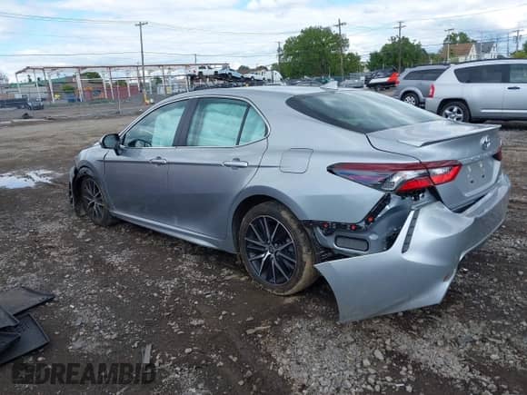 2023 Toyota Camry SE with VIN 4T1T11BK2PU100968, listed as a IAAI auction lot 43106071 with 7,833 mi miles and . Bid and sale history available at DreamBid. Image 3.