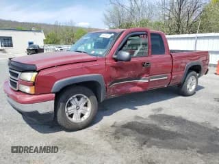 ✅ 2006 Chevrolet Silverado 1500 LT2 • VIN: 1GCEK19B16Z239586 • Лот: 54582435. Опубликован ранее на Copart с пробегом 214 211 миль. Бесплатный доступ к архиву аукционных продаж из США и подробный отчёт об истории автомобиля на DreamBid. Изображение 1.