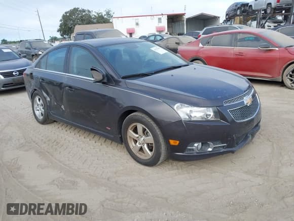 ✅ 2014 Chevrolet Cruze 1LT • VIN: 1G1PC5SB5E7140456 • Lot: 43527056. Listed on IAAI with 45,788 mi. Free auction sales archive from the USA and detailed vehicle history report at DreamBid. Image 1.