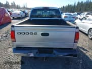 ✅ 2001 Dodge Dakota Sport • VIN: 1B7GL2AN21S158812 • Lot: 41483542. Wystawiony na IAAI z przebiegiem 175 135 mil. Bezpłatny archiwum sprzedaży aukcyjnych z USA i szczegółowy raport historii pojazdu na DreamBid. Zdjęcie 16.