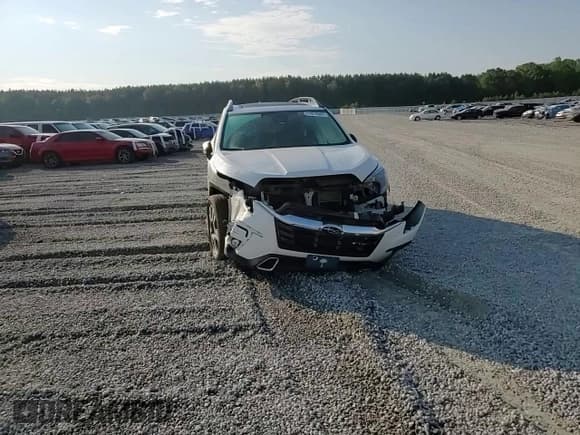✅ 2023 Subaru Ascent Touring • VIN: 4S4WMAWD9P3420388 • Lot: 71619965. Listed on Copart with 26,023 mi. Free auction sales archive from the USA and detailed vehicle history report at DreamBid. Image 14.