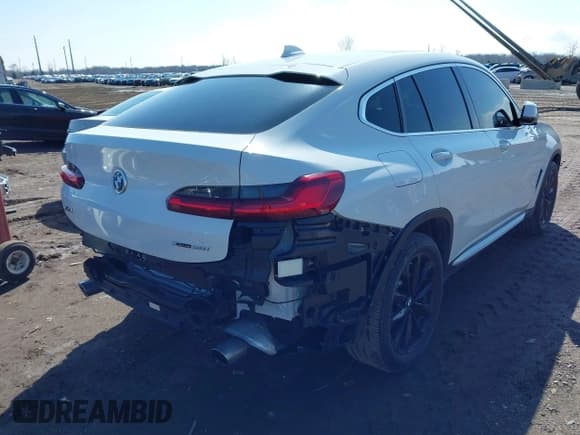 ✅ 2019 BMW X4 xDrive30i • VIN: 5UXUJ3C59KLG57079 • Lot: 41978805. Listed on IAAI with 72,619 mi. Free auction sales archive from the USA and detailed vehicle history report at DreamBid. Image 4.