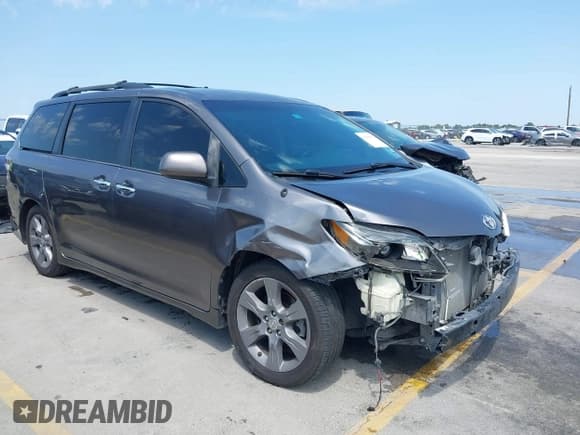✅ 2014 Toyota Sienna SE • VIN: 5TDXK3DC7ES487541 • Lot: 42998929. Listed on IAAI with 214,475 mi. Free auction sales archive from the USA and detailed vehicle history report at DreamBid. Image 1.