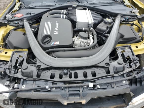 ✅ 2016 BMW M4 • VIN: WBS3R9C59GK337322 • Lot: 87227675. Wystawiony na Copart z przebiegiem 105 622 mil. Bezpłatny archiwum sprzedaży aukcyjnych z USA i szczegółowy raport historii pojazdu na DreamBid. Zdjęcie 11.