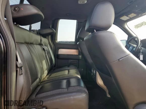 ✅ 2013 Ford F-150 SVT Raptor • VIN: 1FTFX1R65DFB97950 • Lot: 62940385. Wystawiony na Copart z przebiegiem 177 566 mil. Bezpłatny archiwum sprzedaży aukcyjnych z USA i szczegółowy raport historii pojazdu na DreamBid. Zdjęcie 10.