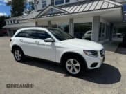 ✅ 2018 Mercedes-Benz GLC 300 • VIN: WDC0G4KB4JV044129 • Lot: 71303885. Wystawiony na Copart z przebiegiem 151 494 mil. Bezpłatny archiwum sprzedaży aukcyjnych z USA i szczegółowy raport historii pojazdu na DreamBid. Zdjęcie 1.