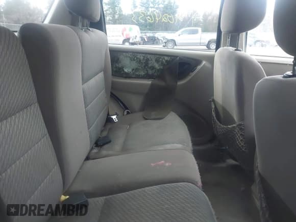 ✅ 2004 Ford Escape XLT • VIN: 1FMYU93184KB61332 • Lot: 42024633. Wystawiony na IAAI z przebiegiem 252 972 mil. Bezpłatny archiwum sprzedaży aukcyjnych z USA i szczegółowy raport historii pojazdu na DreamBid. Zdjęcie 8.