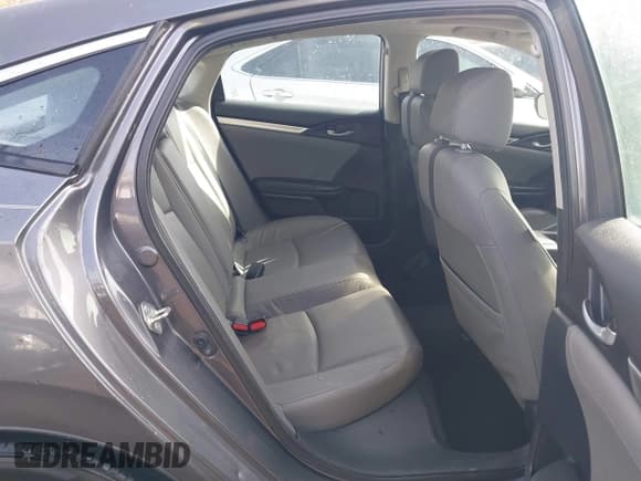 ✅ 2019 Honda Civic EX-L • VIN: 19XFC1F75KE215847 • Lot: 41461920. Listed on IAAI with 36,813 mi. Free auction sales archive from the USA and detailed vehicle history report at DreamBid. Image 8.