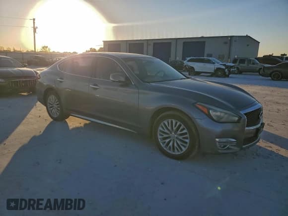 ✅ 2015 Infiniti Q70 • VIN: JN1BY1PP2FM600193 • Lot: 96931885. Listed on Copart with Not provided. Free auction sales archive from the USA and detailed vehicle history report at DreamBid. Image 4.